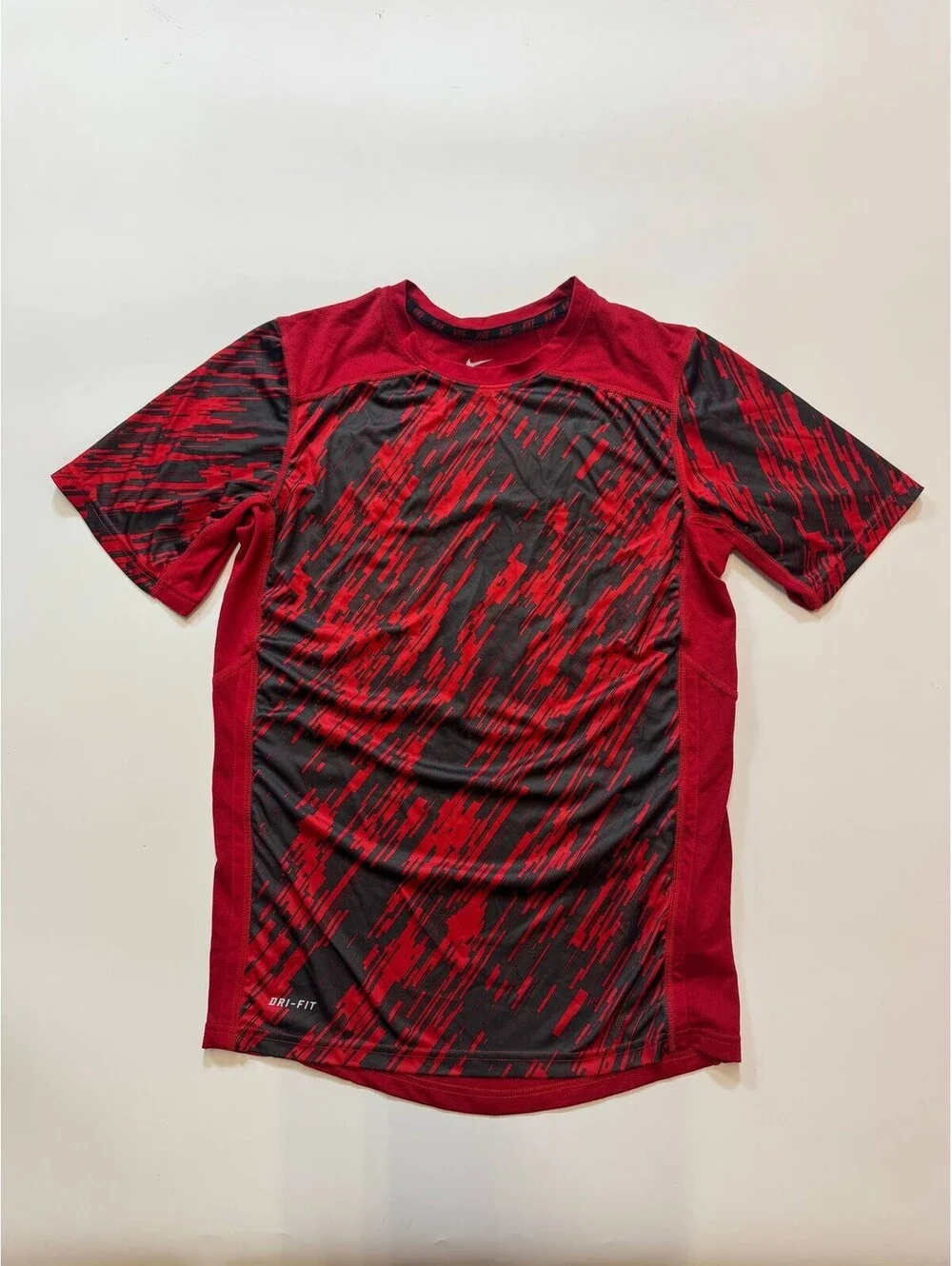 Lot of 2 Nike Dri-FIT Short Sleeve Athletic Shirts Red Black Size S T-Shirt